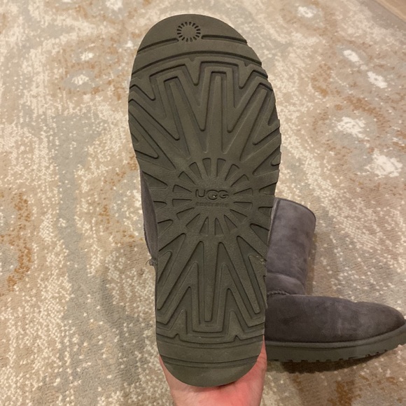 UGG boots size 7 - Picture 6 of 6